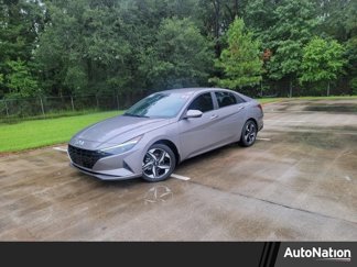Used 2023 Hyundai Elantra SEL w/ Convenience Package image 1