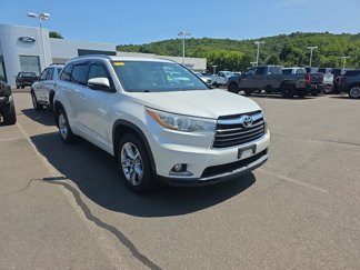 Used 2016 Toyota Highlander Limited image 1