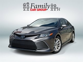 Used 2023 Toyota Camry LE image 1