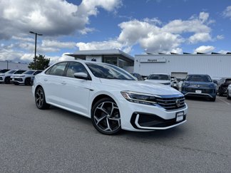 Certified 2021 Volkswagen Passat 2.0T R-Line image 1