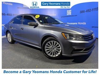 Used 2017 Volkswagen Passat 1.8T SE image 1