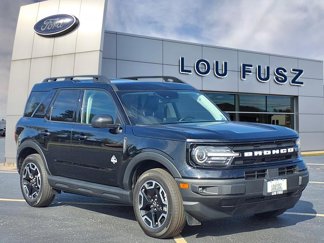 Used 2023 Ford Bronco Sport Outer Banks w/ Tech Package image 1