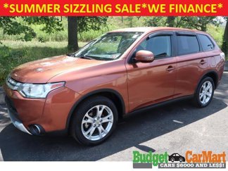 Used 2015 Mitsubishi Outlander SE image 1