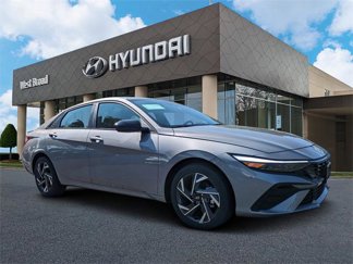 New 2025 Hyundai Elantra Sport image 1