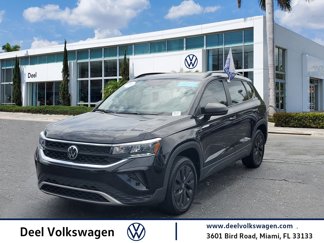 Certified 2022 Volkswagen Taos S image 1