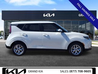 New 2025 Kia Soul LX w/ LX Technology Package image 1