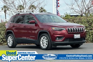 Used 2019 Jeep Cherokee Latitude w/ Popular Appearance Group image 1