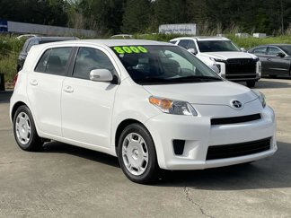 Used 2012 Scion xD image 1