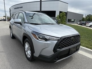 Used 2024 Toyota Corolla Cross LE w/ Moonroof Package image 1