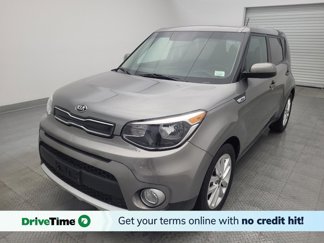 Used 2017 Kia Soul + image 1