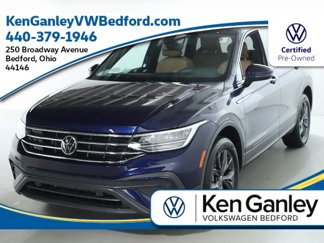 Used 2022 Volkswagen Tiguan SE w/ Panoramic Sunroof Package image 1