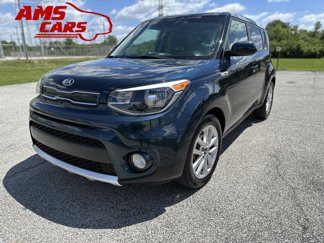 Used 2017 Kia Soul + image 1
