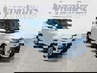 Used 2020 Kia Soul LX image 1