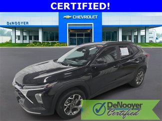 Used 2024 Chevrolet Trax LT w/ Sunroof Package image 1