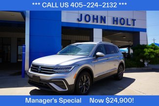 Used 2024 Volkswagen Tiguan SE image 1