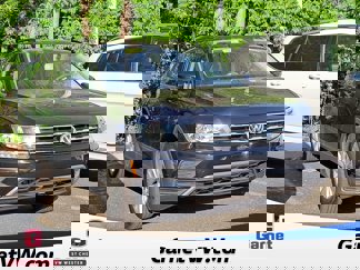 Used 2020 Volkswagen Tiguan S image 1