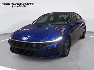 Certified 2024 Hyundai Elantra SEL image 1