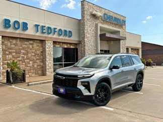 New 2026 Chevrolet Traverse RS w/ LPO, Floor Liner Package image 1