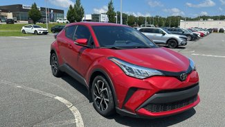 Used 2021 Toyota C-HR XLE image 1