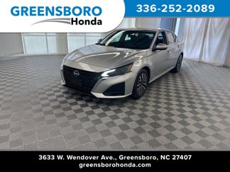 Used 2023 Nissan Altima 2.5 SV image 1