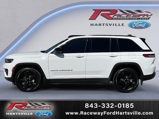 Used 2023 Jeep Grand Cherokee Altitude image 1
