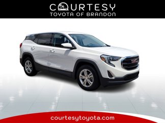 Used 2020 GMC Terrain SLE image 1