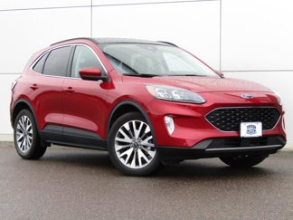 Used 2022 Ford Escape Titanium w/ Class II Trailer Tow Package image 1