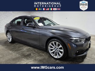 Used 2017 BMW 320i xDrive Sedan image 1