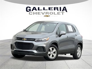 Used 2020 Chevrolet Trax LS w/ Tint and Cruise Package image 1