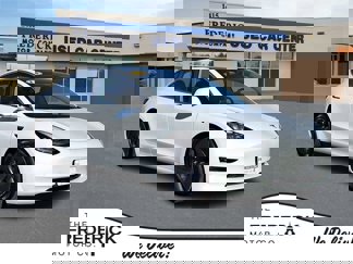 Used 2018 Tesla Model 3 Long Range image 1