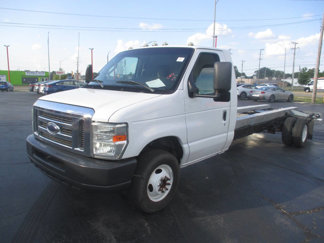 Used 2011 Ford E-450 and Econoline 450 Super Duty image 1
