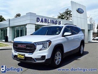 Used 2024 GMC Terrain SLE w/ Driver Convenience Package image 1