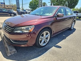 Used 2014 Volkswagen Passat 1.8T SE image 1
