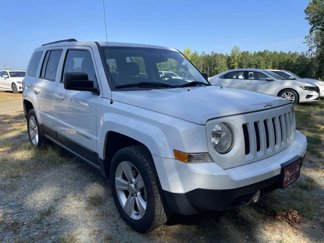 Used 2016 Jeep Patriot Latitude w/ Sun/Sound Group image 1