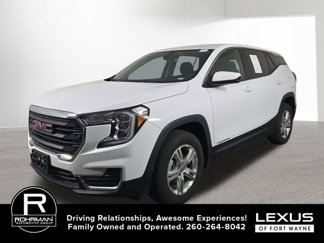 Used 2024 GMC Terrain SLE image 1