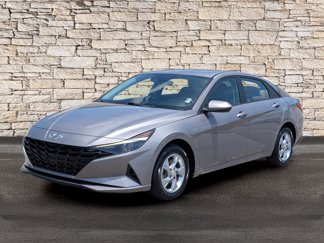 Used 2022 Hyundai Elantra SE w/ Cargo Package image 1