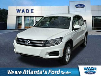Used 2017 Volkswagen Tiguan Limited w/ Alloy Wheels Package image 1