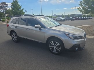 Used 2018 Subaru Outback 2.5i Limited image 1