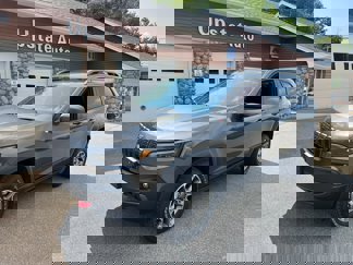 Used 2021 Jeep Cherokee Trailhawk w/ Trailer Tow Group image 1