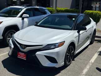 Used 2018 Toyota Camry XSE image 1