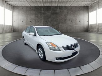 Used 2008 Nissan Altima 3.5 SL w/ Technology Pkg image 1