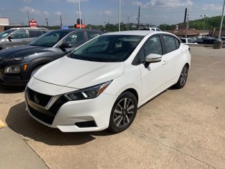 Used 2021 Nissan Versa SV image 1