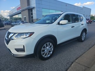 Used 2020 Nissan Rogue S image 1