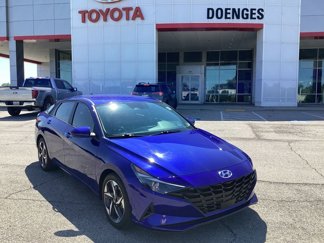 Used 2023 Hyundai Elantra SEL w/ Convenience Package image 1
