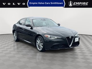 Used 2017 Alfa Romeo Giulia Ti w/ TI Performance Package image 1