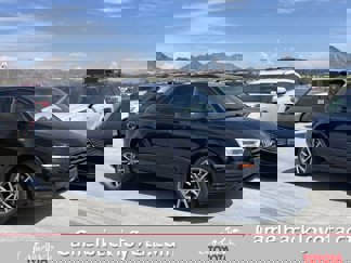 Used 2017 Audi Q3 2.0T Prestige w/ Prestige Package image 1