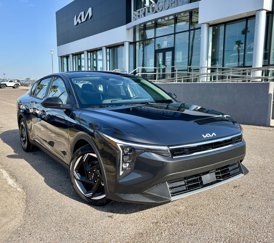 New 2025 Kia K4 EX image 1