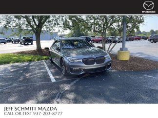 Used 2017 BMW 750i xDrive image 1