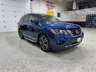 Used 2019 Nissan Pathfinder Platinum image 1