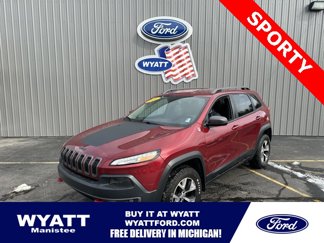 Used 2016 Jeep Cherokee Trailhawk image 1